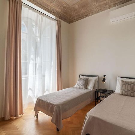 Castro Pretorio Apartment โรม ภายนอก รูปภาพ