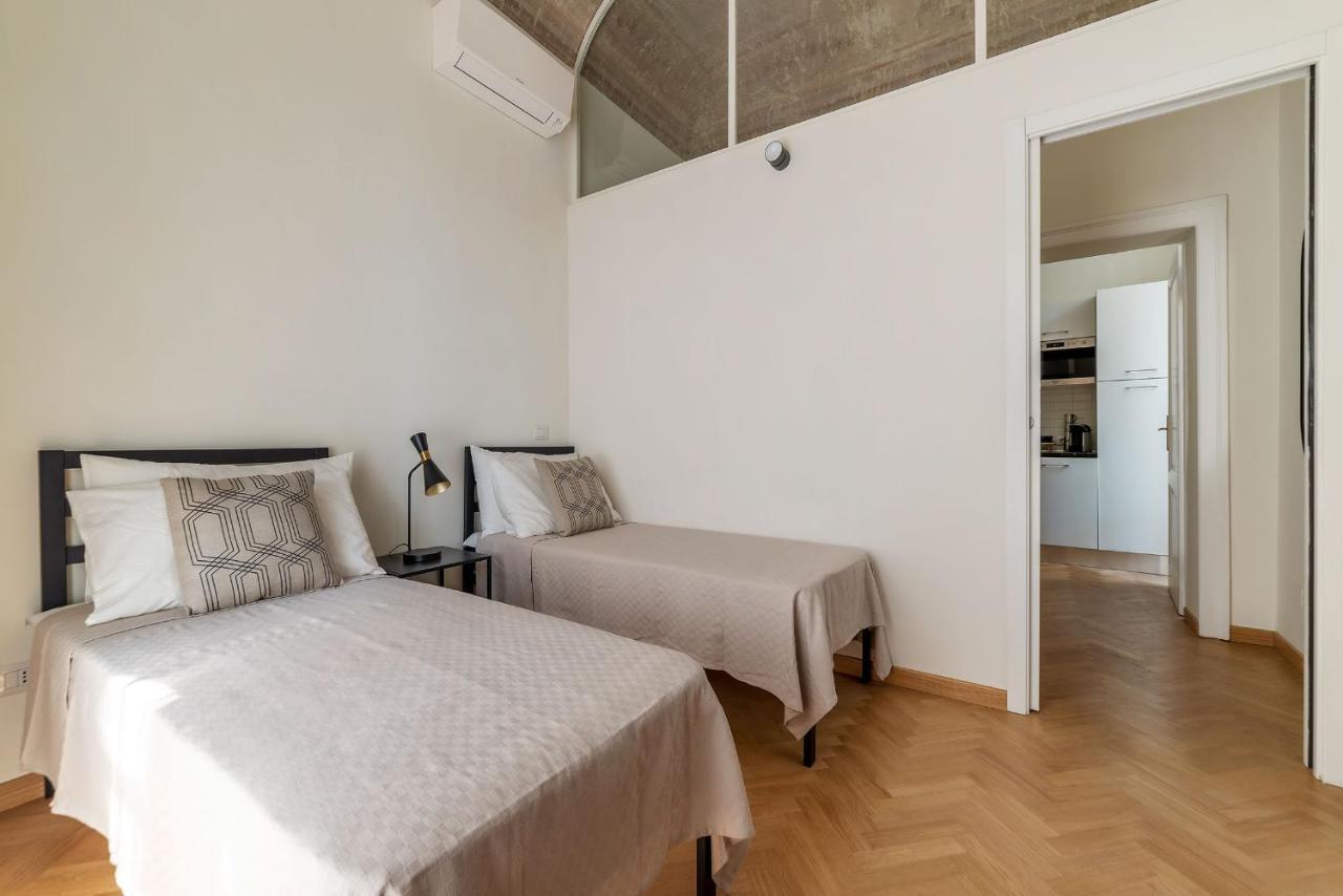 Castro Pretorio Apartment โรม ภายนอก รูปภาพ