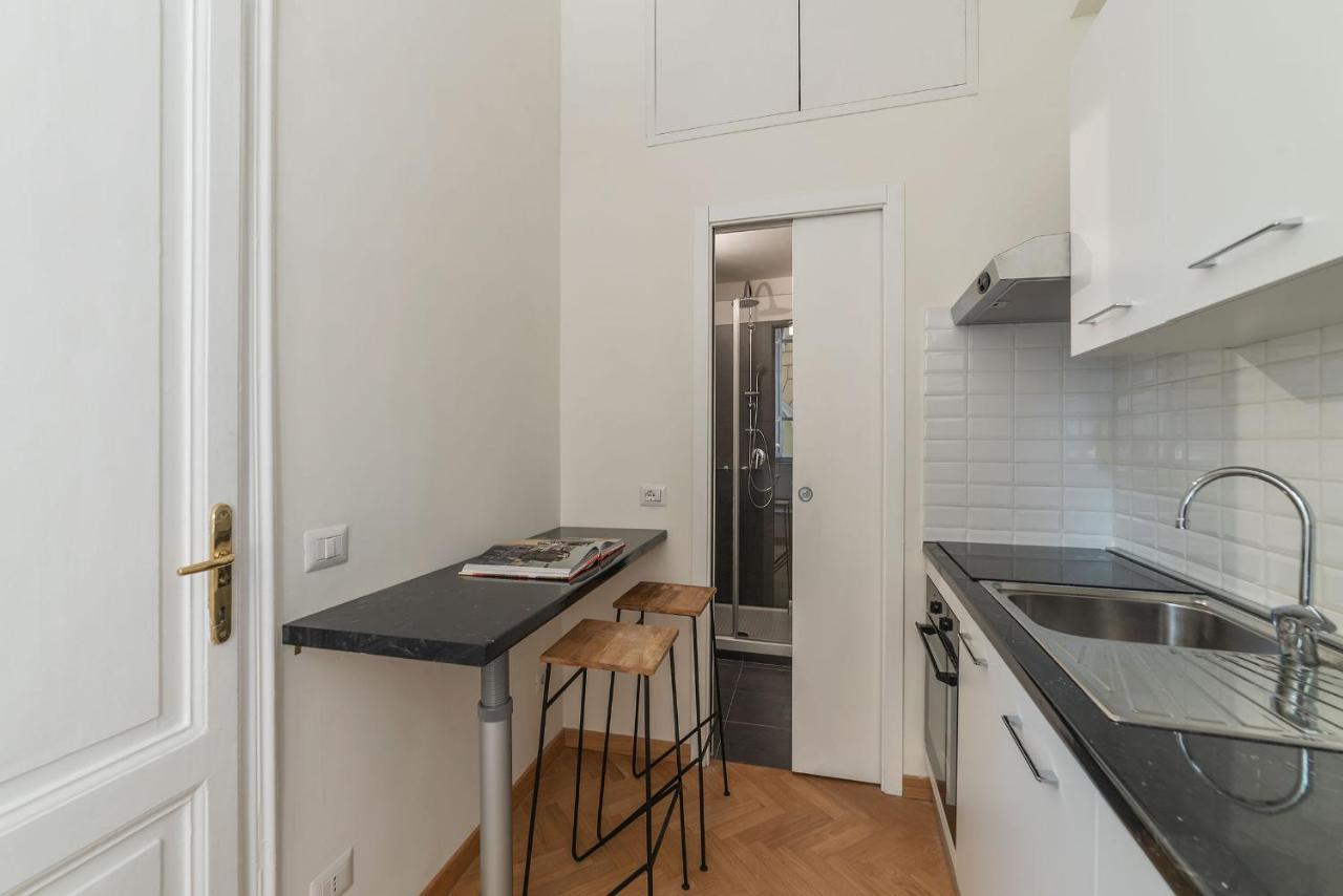 Castro Pretorio Apartment โรม ภายนอก รูปภาพ