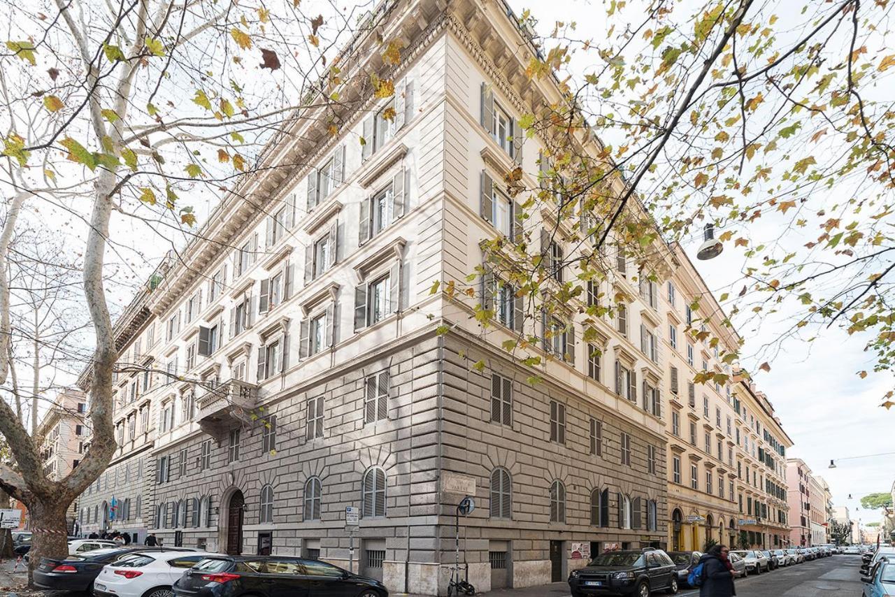 Castro Pretorio Apartment โรม ภายนอก รูปภาพ