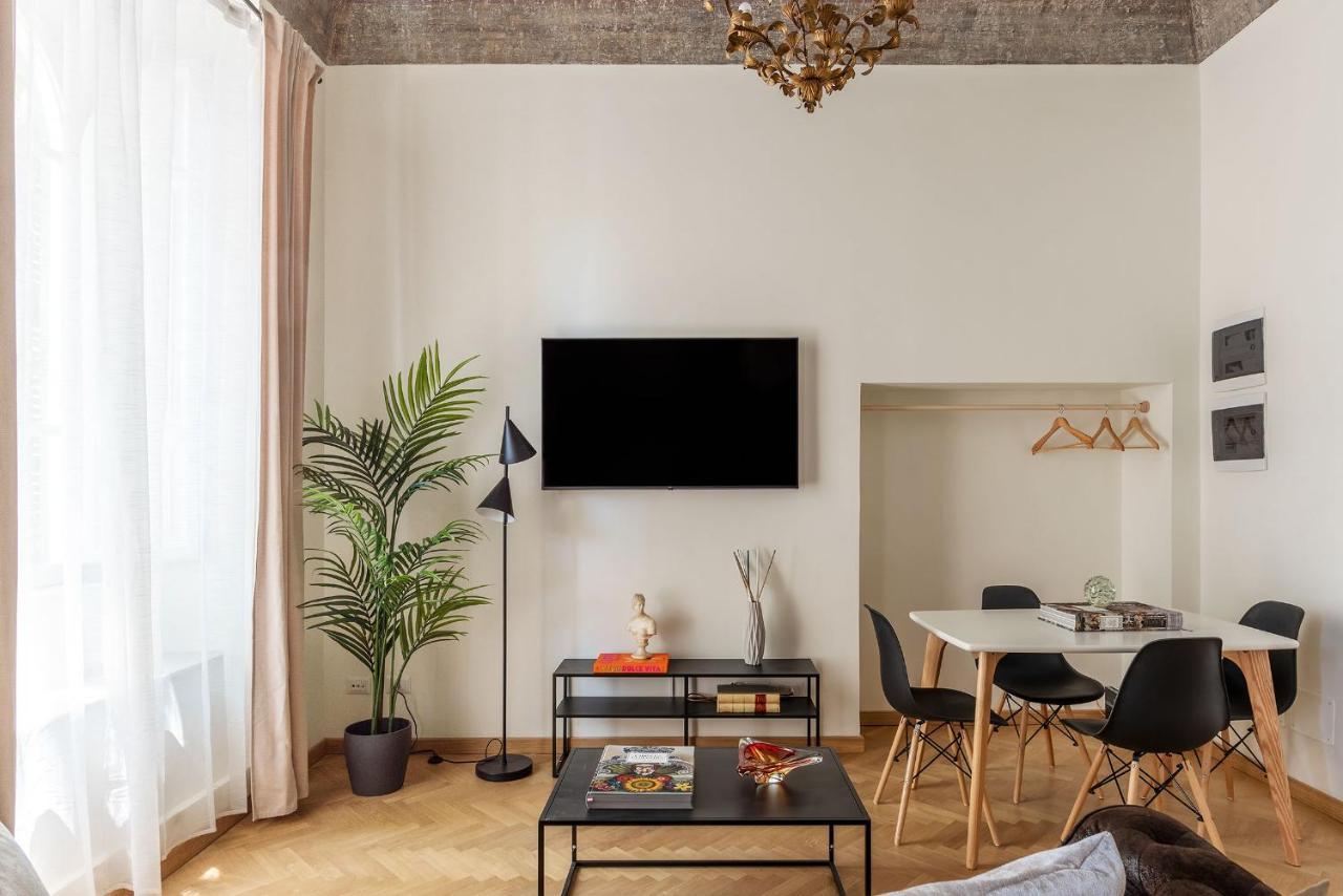 Castro Pretorio Apartment โรม ภายนอก รูปภาพ